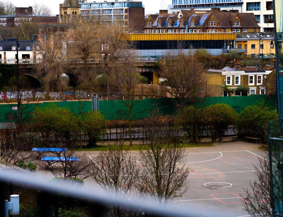 Lovely 1-Bed Apartment In Hackney Londres Exterior foto